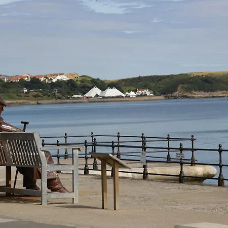 Holiday home Whispering Willows *